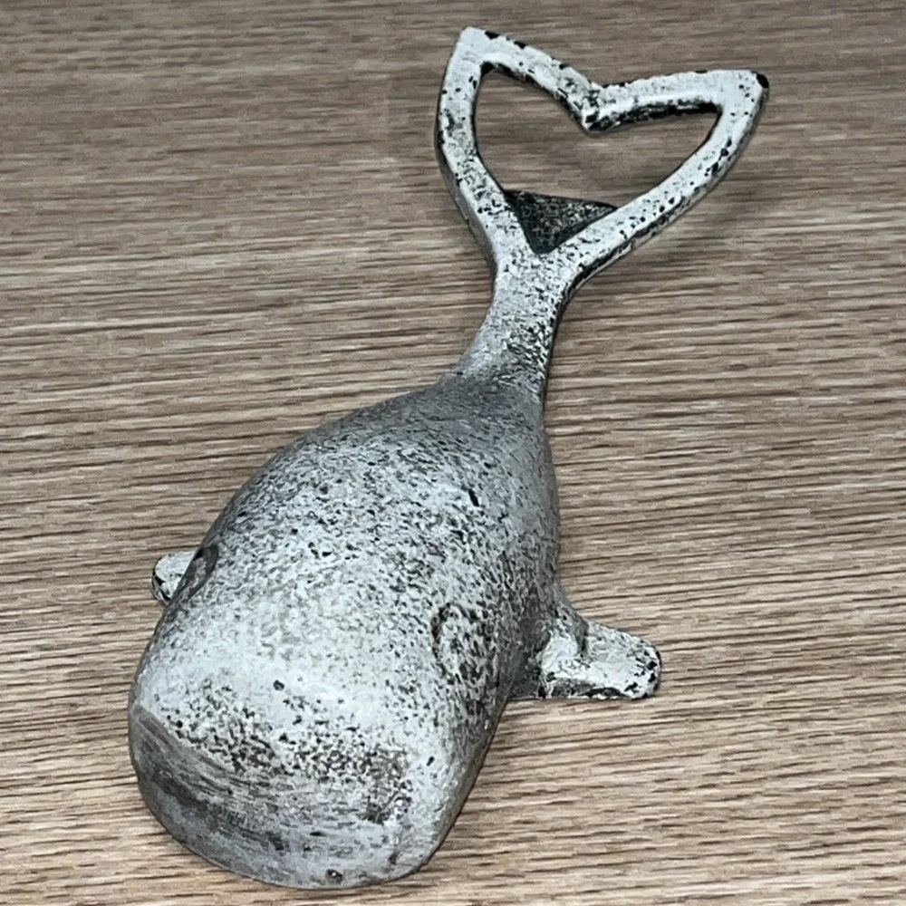 Tommy Bahama White Whale 1 lb Cast Iron Bar Bottle Opener Vintage 7.5 Inch Rare